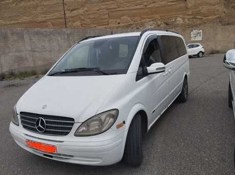 Mercedes Viano 2008