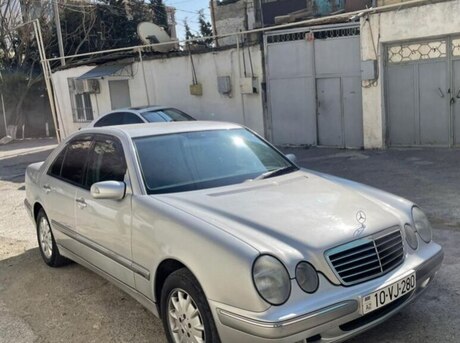 Mercedes E 240 1999