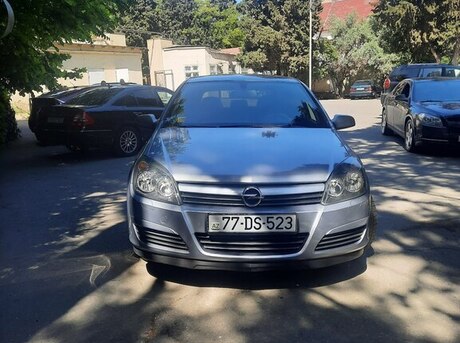 Opel Astra 2004