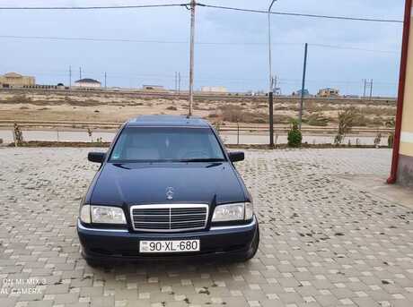 Mercedes C 180