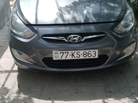 Hyundai Accent 2012
