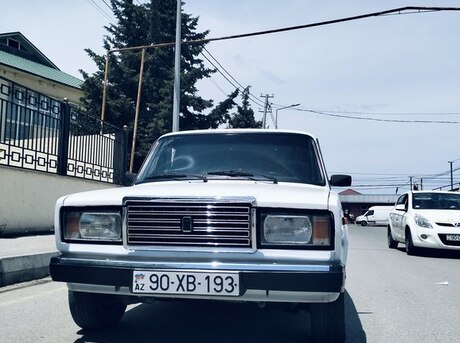 LADA (VAZ) 2107