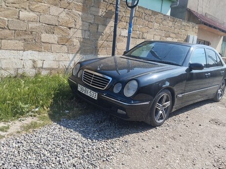 Mercedes E 240 2000