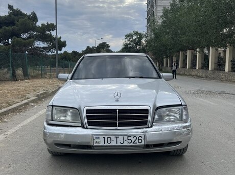 Mercedes C 220