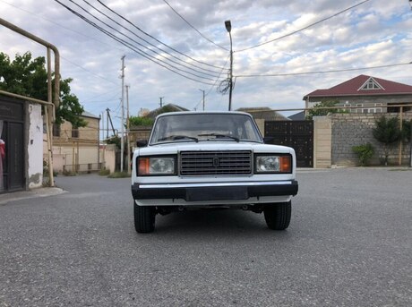 LADA (VAZ) 2107