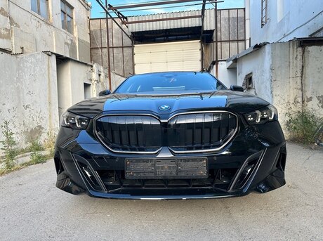 BMW 530e