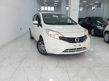 Nissan Note 2015