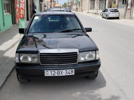 Mercedes 190 1989
