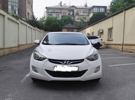 Hyundai Elantra 2013