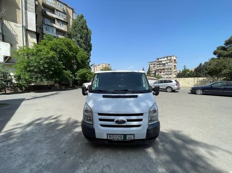 Ford Transit 2011