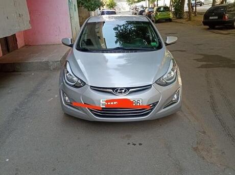 Hyundai Elantra 2015