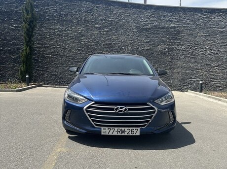 Hyundai Elantra 2016