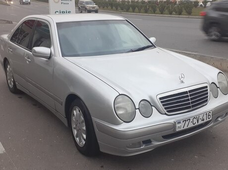 Mercedes E 240 2000