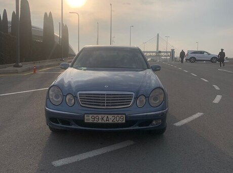 Mercedes E 270 2004