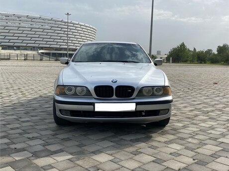 BMW 523 1998