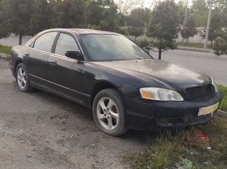 Mazda  2001