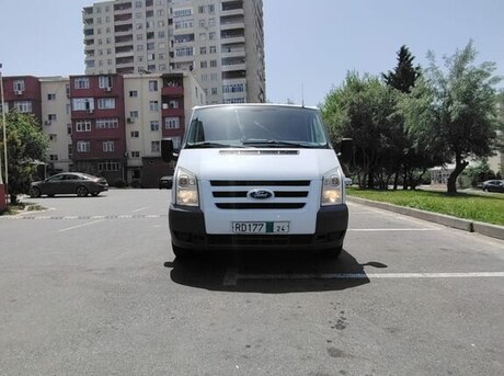 Ford Transit 2010