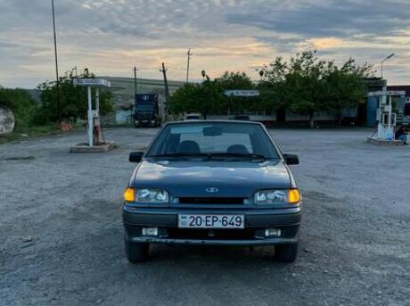 LADA (VAZ) 2114 2005