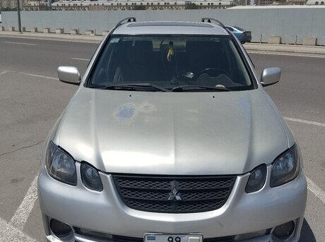 Mitsubishi Airtrek 2001