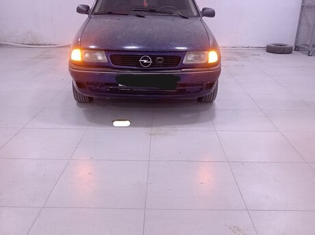 Opel Astra 1996