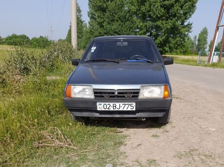 LADA (VAZ) 21099 2001