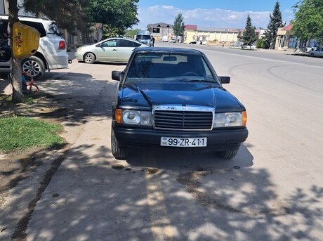 Mercedes 190 1992