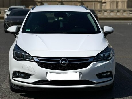 Opel Astra 2016