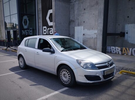 Opel Astra 2004