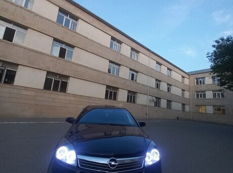 Opel Astra 2008