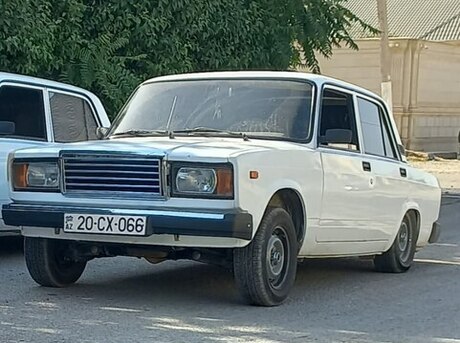 LADA (VAZ) 2107 2010