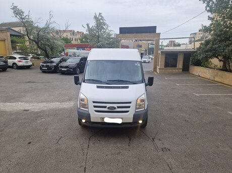 Ford Transit 2011