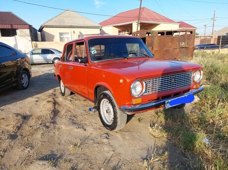 LADA (VAZ) 21011 1980