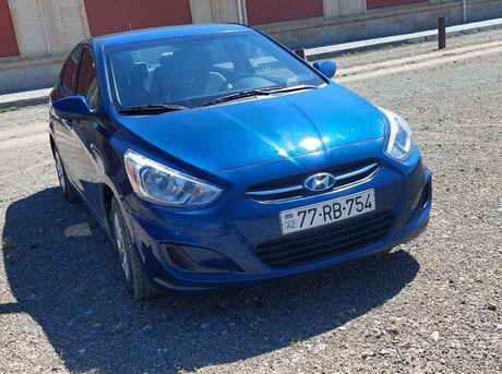 Hyundai Accent 2015
