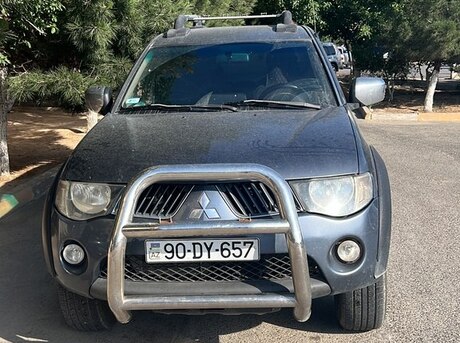 Mitsubishi L200 2009