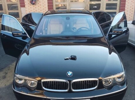 BMW 760 2003