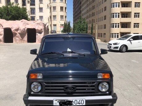LADA (VAZ) Niva 2015