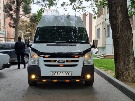 Ford Transit 2011