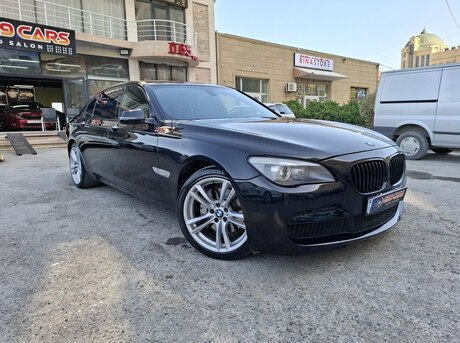 BMW 740