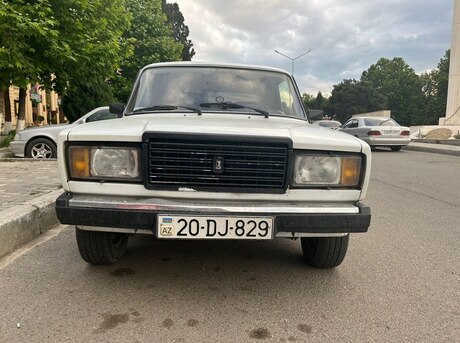 LADA (VAZ) 2107