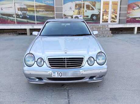 Mercedes E 220 d 2001