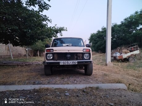 LADA (VAZ) Niva 1986