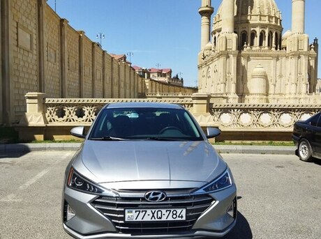 Hyundai Elantra 2020
