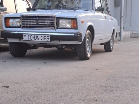 LADA (VAZ) 2107