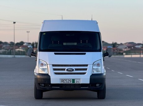 Ford Transit 2012