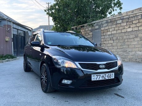 Kia Ceed 2011