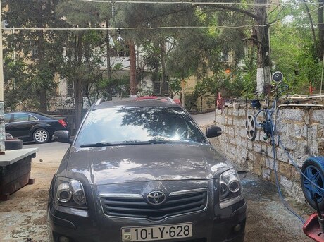 Toyota Avensis 2006