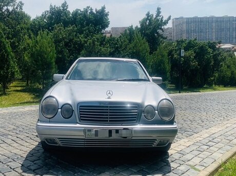 Mercedes E 300 d 1999