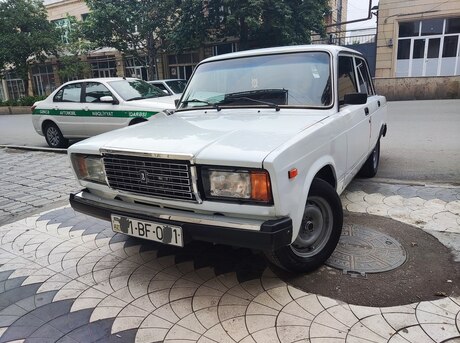 LADA (VAZ) 2107 2005