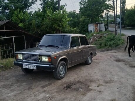 LADA (VAZ) 2107 2010