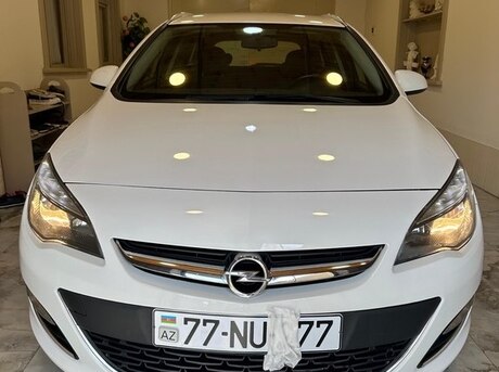 Opel Astra 2014